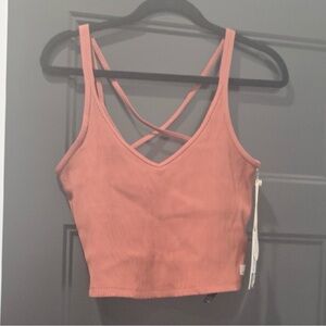 Vuori Dusty Pink Ribbed Crop Top